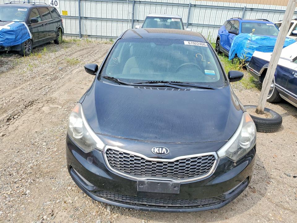 2015 Kia Forte მანქანა იყიდება აუქციონზე, vin: KNAFK4A66F5412009, აუქციონის ნომერი: 61922406