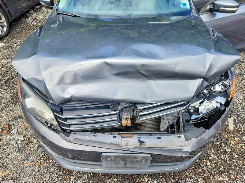 65540476 :رقم المزاد ، 1VWAP7A31DC133661 vin ، 2013 Volkswagen Passat مزاد بيع