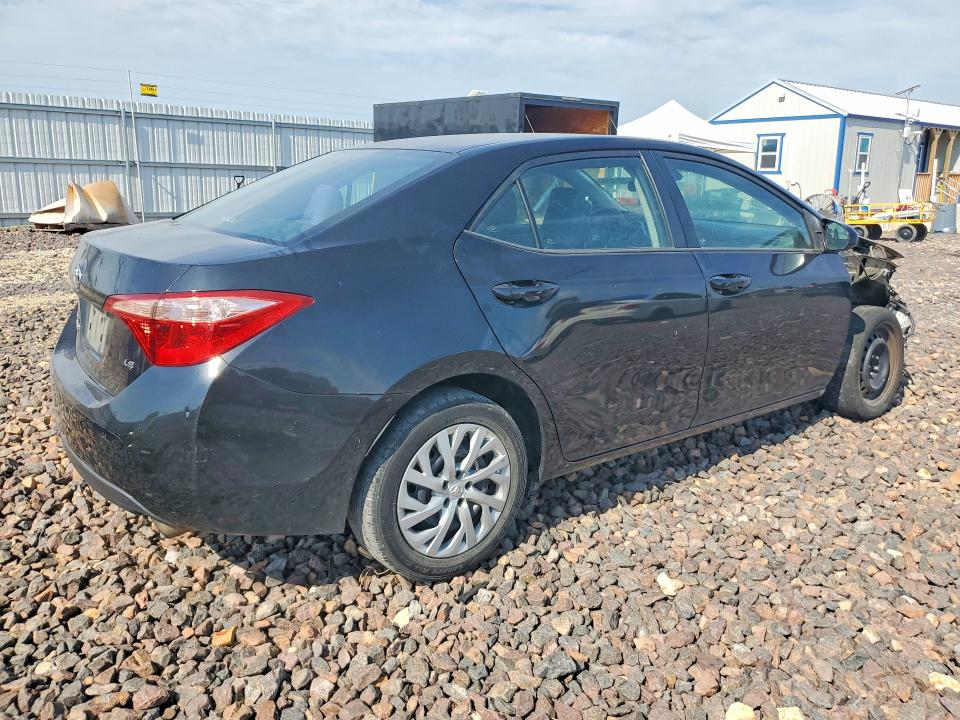 Aukcja sprzedaży 2018 Toyota Corolla, vin: 5YFBURHE3JP751005, numer aukcji: 64551696