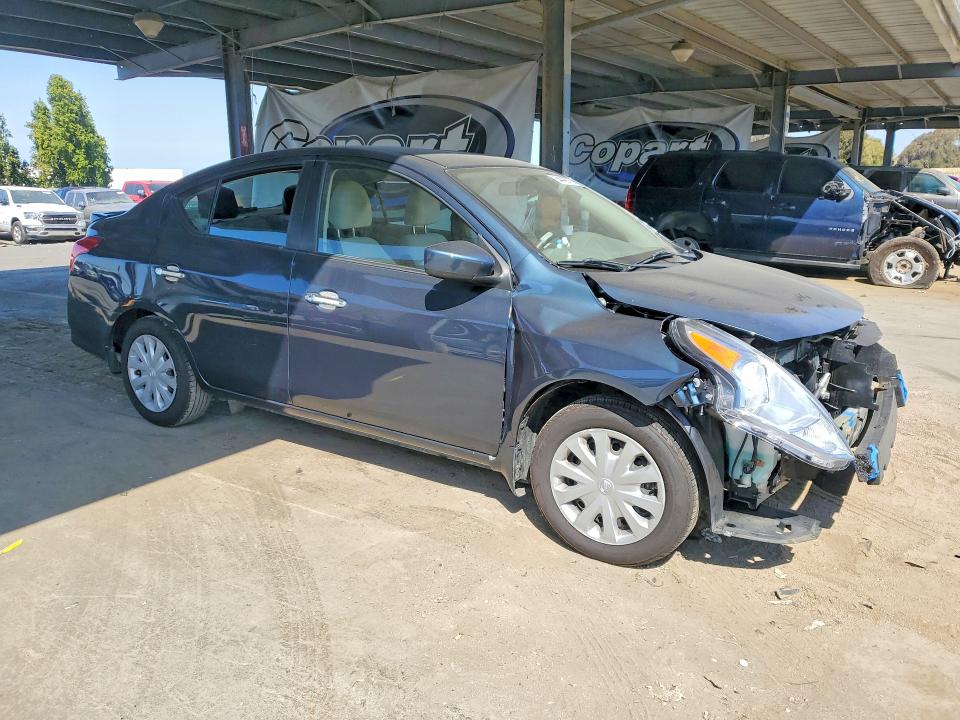 64448776 :رقم المزاد ، 3N1CN7AP0FL801934 vin ، 2015 Nissan Versa مزاد بيع