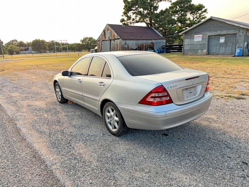 63262746 :رقم المزاد ، WDBRF61JX3F351952 vin ، 2003 Mercedes-benz C مزاد بيع