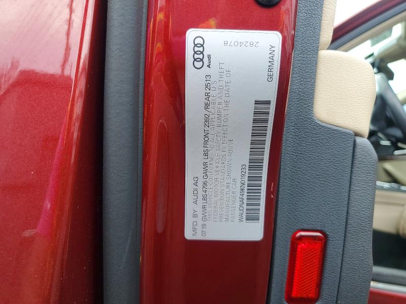 Продажа на аукционе авто 2019 Audi A4, vin: WAUDNAF49KN019233, номер лота: 67240736