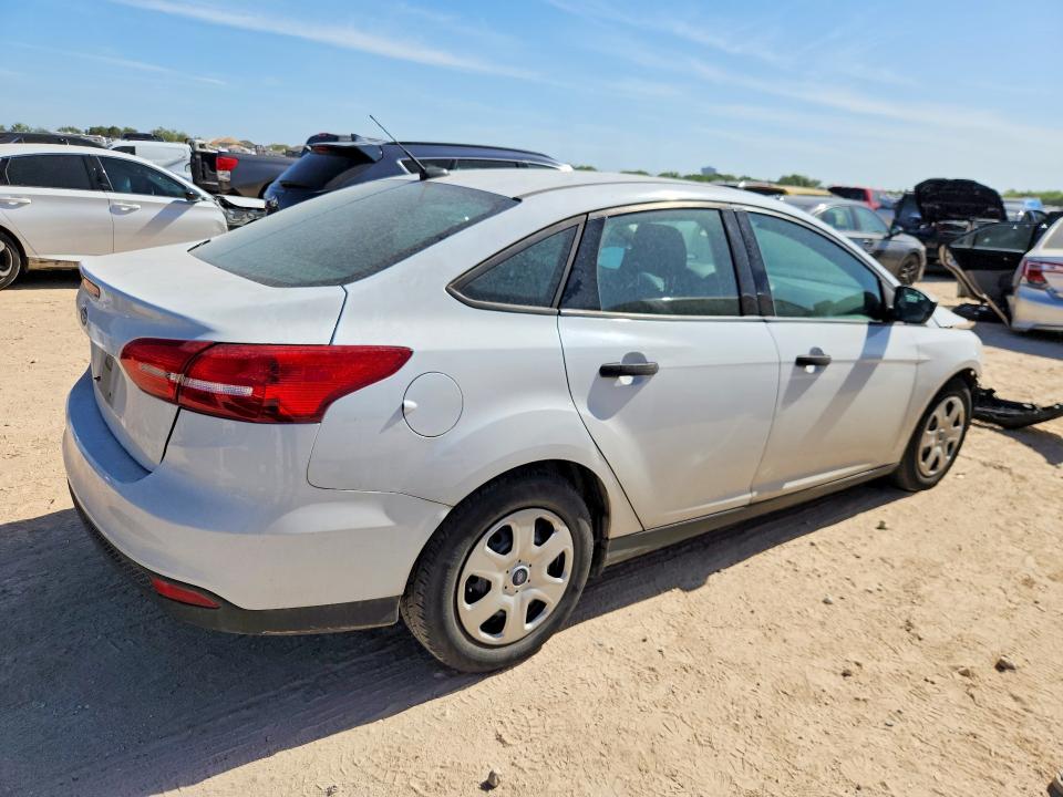 2017 Ford Focus მანქანა იყიდება აუქციონზე, vin: 1FADP3E20HL341665, აუქციონის ნომერი: 64925946