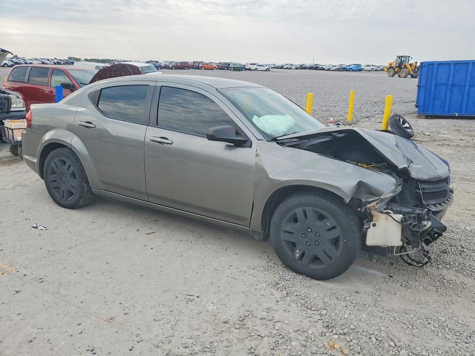 64009536 :رقم المزاد ، 1C3CDZAB0DN582684 vin ، 2013 Dodge Avenger مزاد بيع