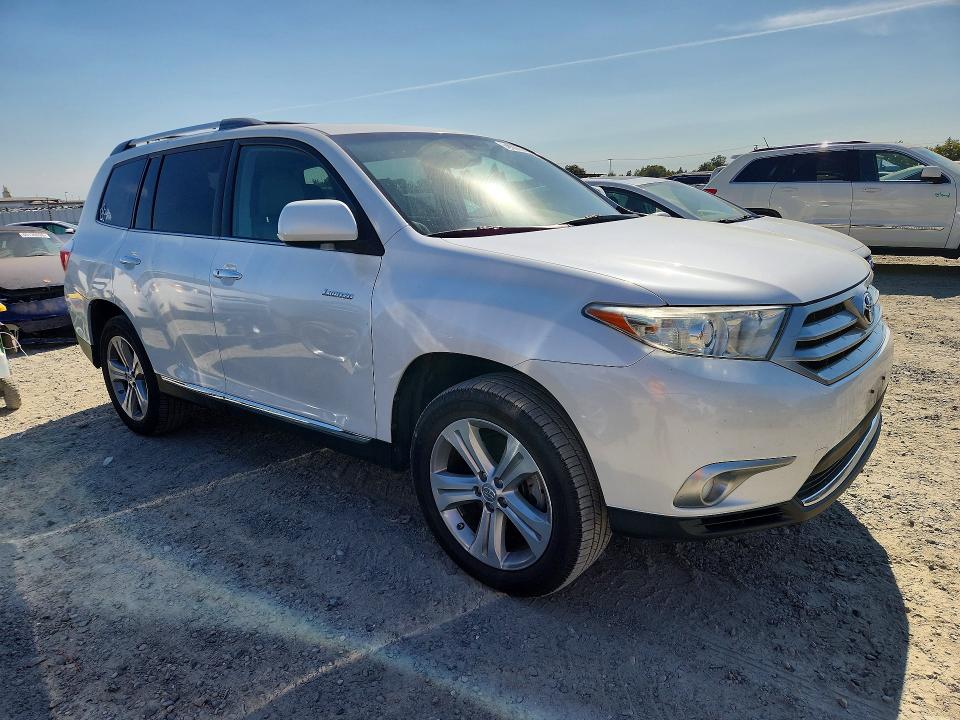 64988816 :رقم المزاد ، 5TDDK3EH9DS221935 vin ، 2013 Toyota Highlander مزاد بيع
