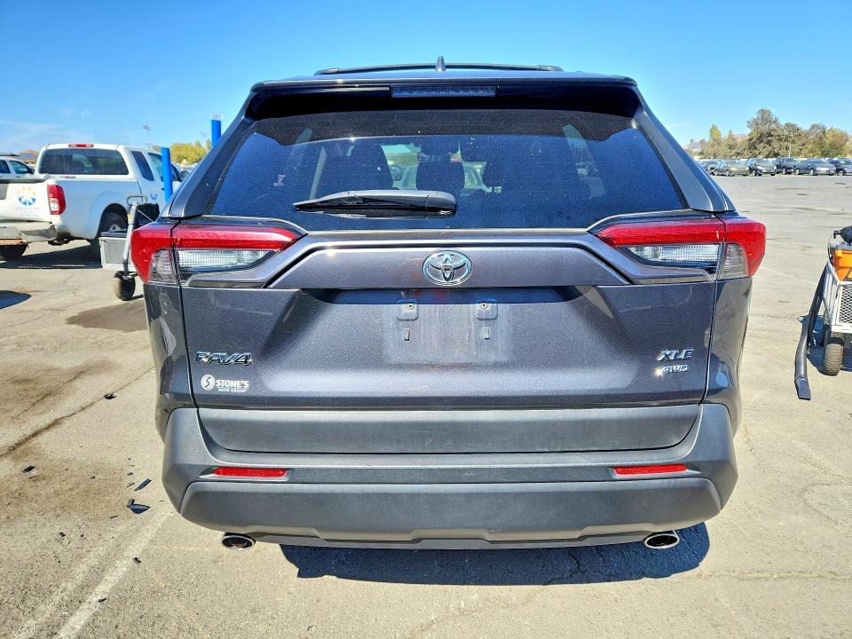 Aukcja sprzedaży 2019 Toyota Rav4, vin: JTMA1RFVXKD008952, numer aukcji: 63773436