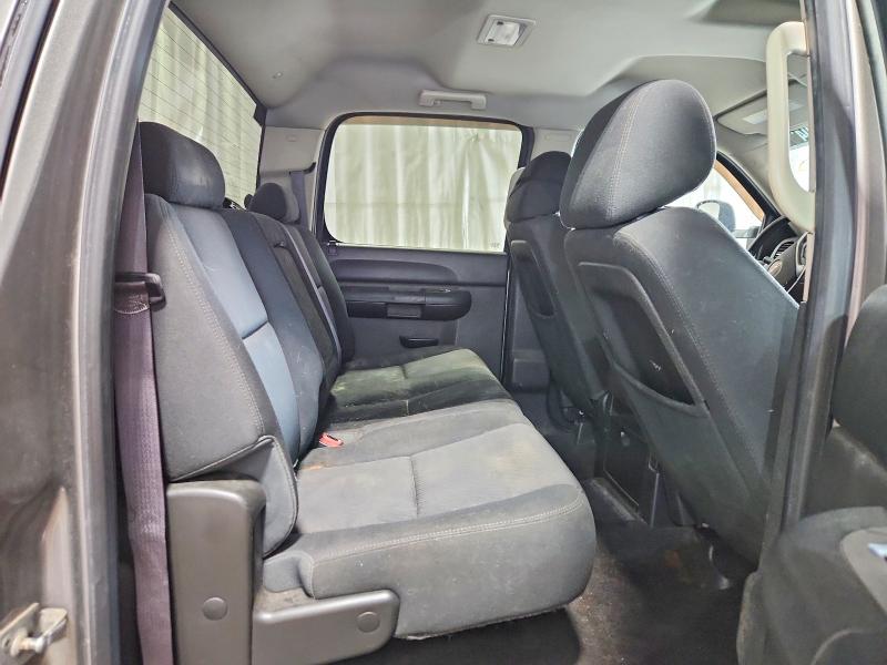 64304616 :رقم المزاد ، 1GT120CG8DF188602 vin ، 2013 Gmc Sierra مزاد بيع
