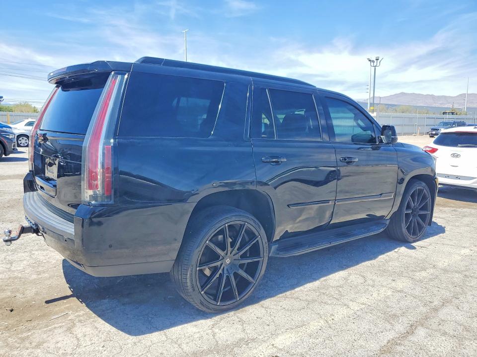 2017 Cadillac Escalade მანქანა იყიდება აუქციონზე, vin: 1GYS3AKJ3HR288609, აუქციონის ნომერი: 65559216