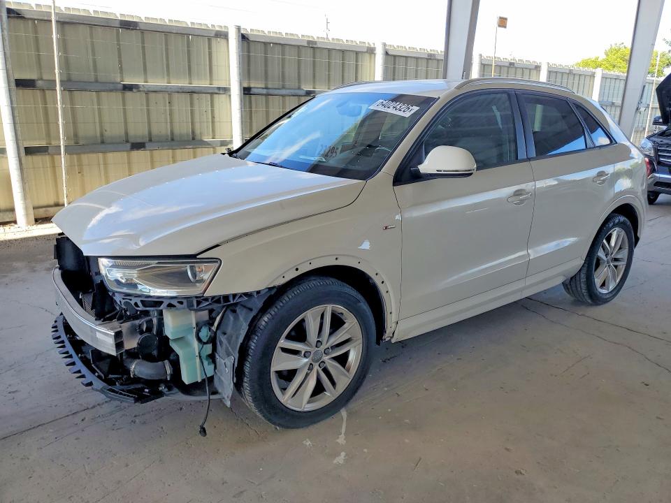 64024326 :رقم المزاد ، WA1BCCFS1JR021604 vin ، 2018 Audi Q3 مزاد بيع