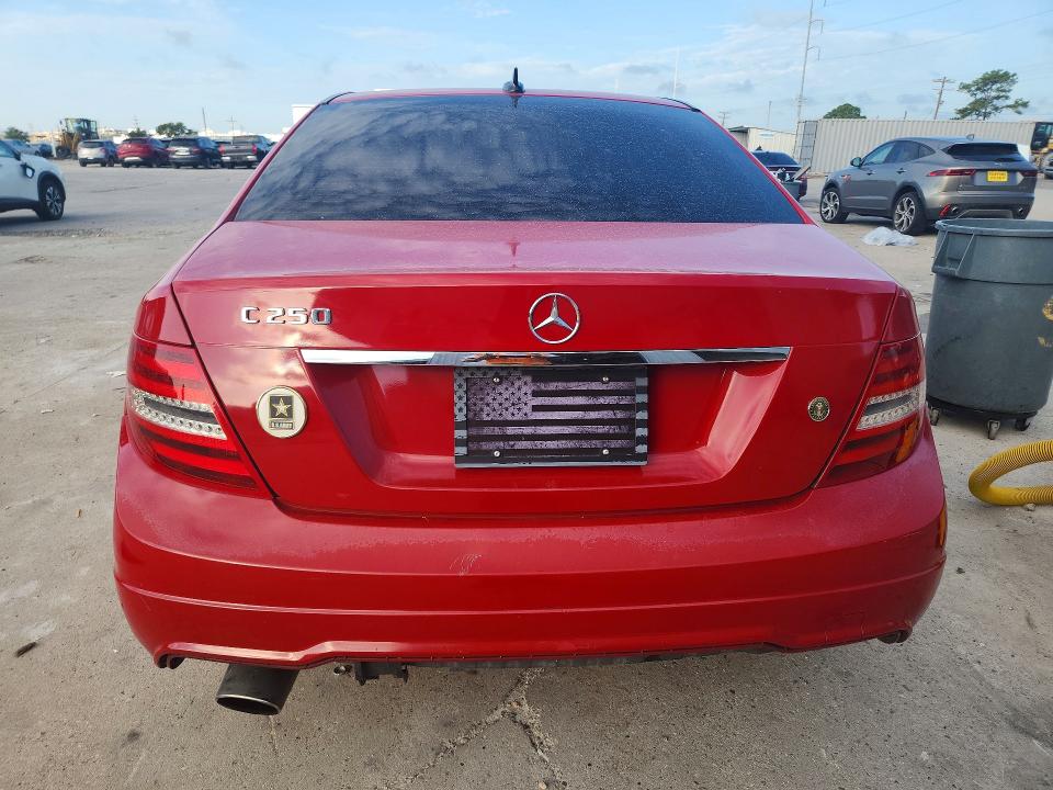 2013 Mercedes-benz C მანქანა იყიდება აუქციონზე, vin: WDDGF4HBXDR252033, აუქციონის ნომერი: 66071736