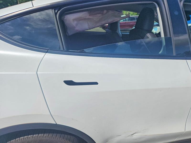 2024 Tesla Model Y მანქანა იყიდება აუქციონზე, vin: 7SAYGDEE4RA232478, აუქციონის ნომერი: 66504546
