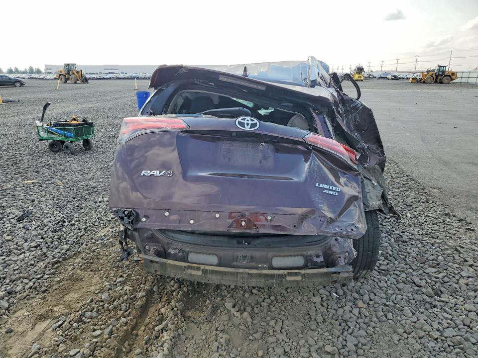 Продажа на аукционе авто 2018 Toyota Rav4, vin: 2T3DFREV9JW766623, номер лота: 64395316