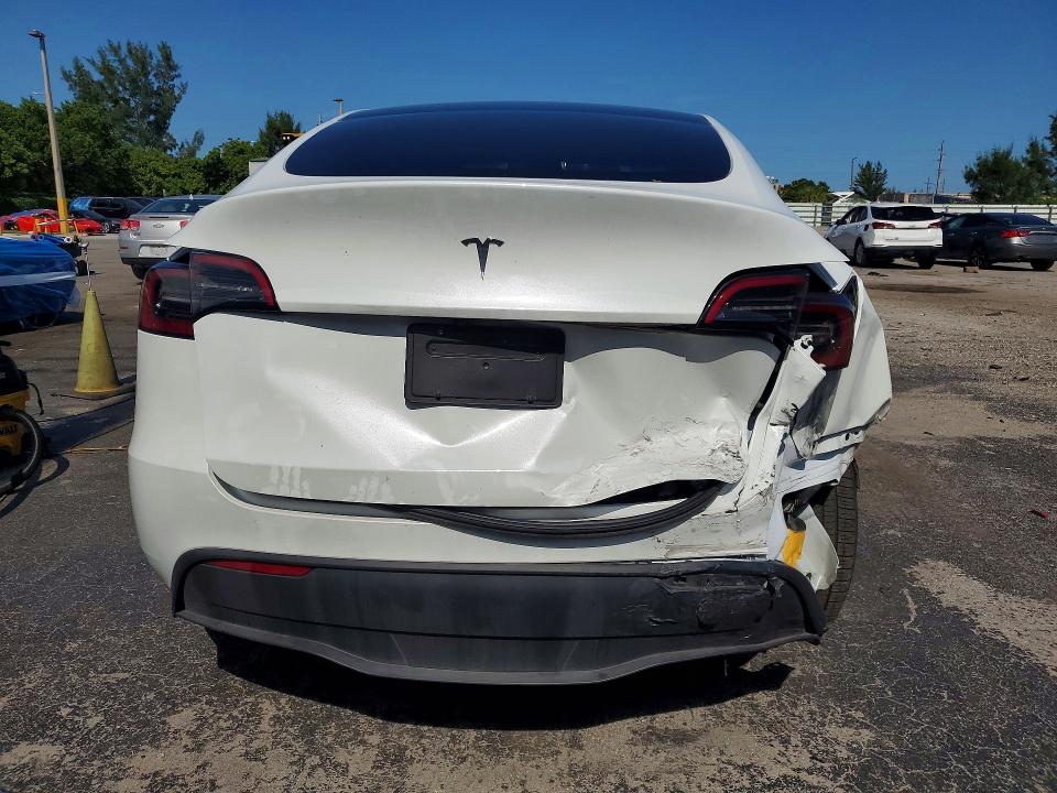 Aukcja sprzedaży 2025 Tesla Model Y, vin: 7SAYGDED9SA377402, numer aukcji: 64818236