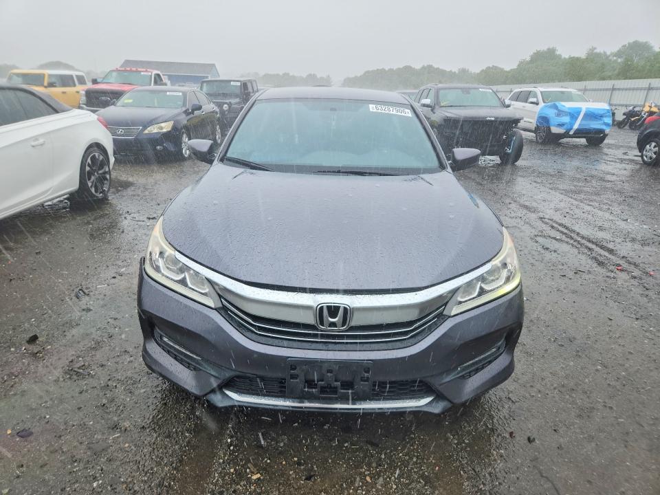 Продажа на аукционе авто 2017 Honda Accord, vin: 1HGCR2F58HA145232, номер лота: 63287906