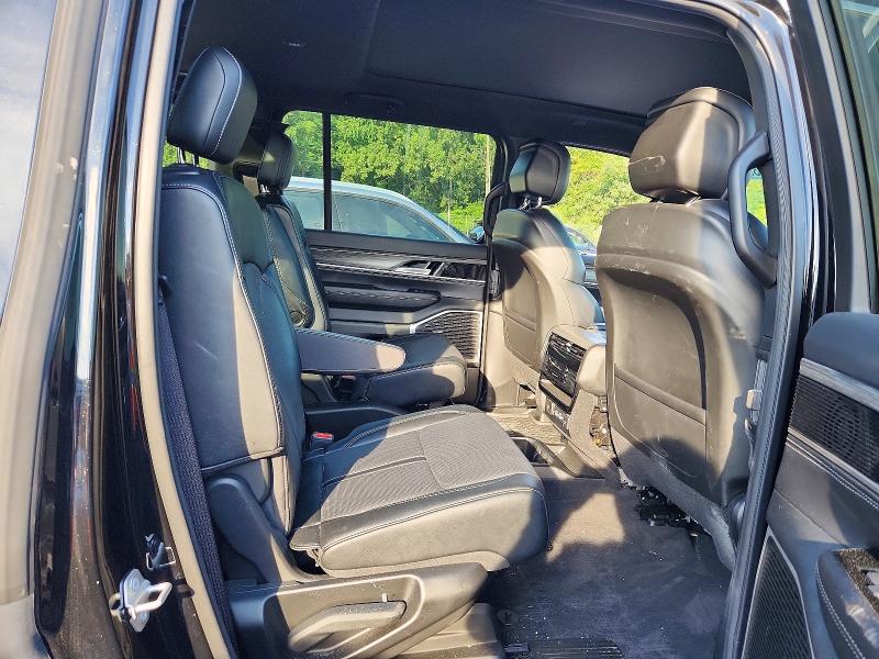 Продажа на аукционе авто 2024 Jeep Wagoneer, vin: 1C4SJVBP3RS182744, номер лота: 63360336