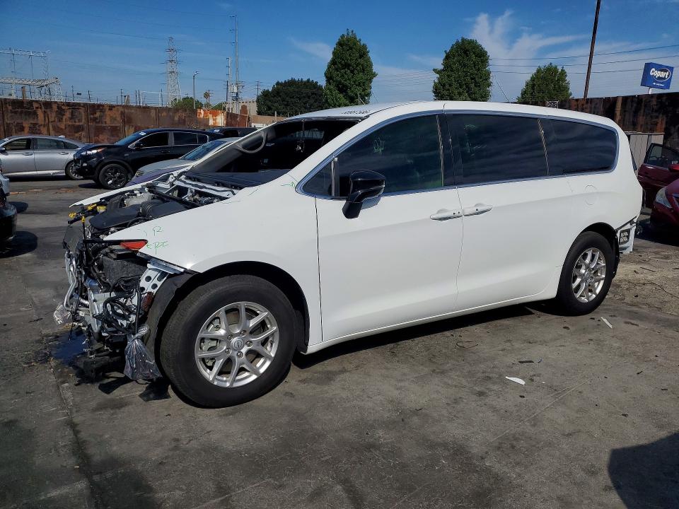 Aukcja sprzedaży 2026 Chrysler Pacifica, vin: 2C4RC1BG3TR152511, numer aukcji: 66987586