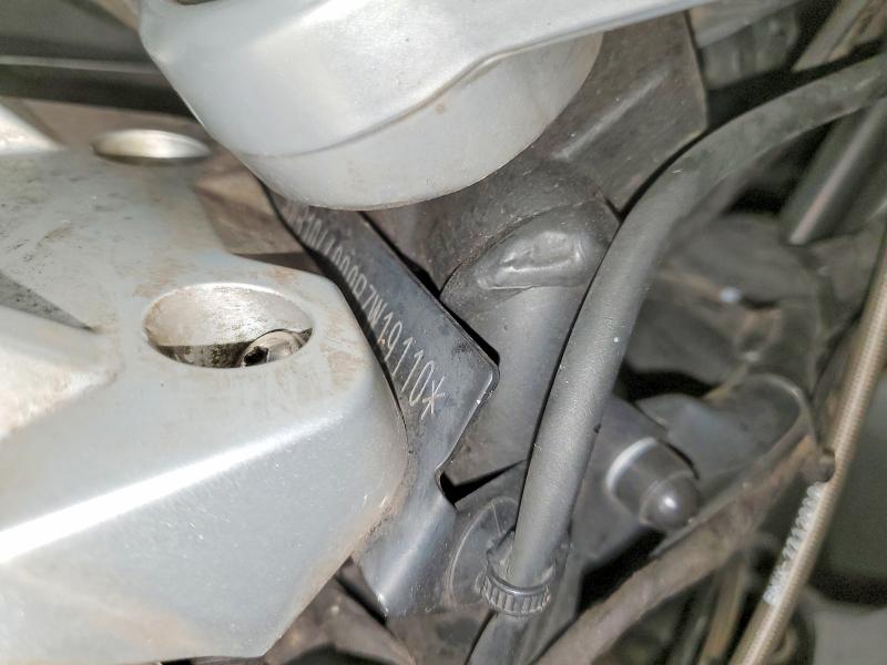 Продажа на аукционе авто 2011 Bmw R1200, vin: WB1044000BZW19110, номер лота: 64415256