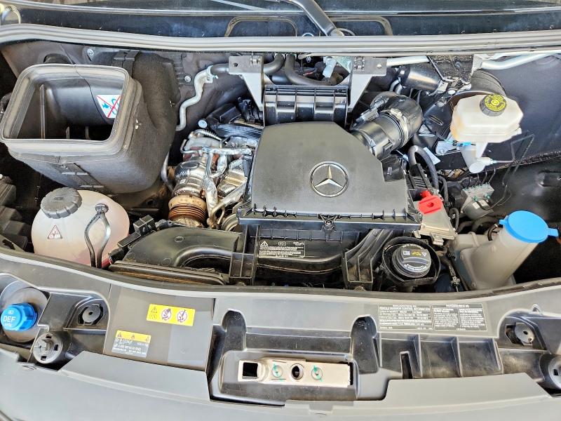 63660056 :رقم المزاد ، W1Z4KGHY0TT606570 vin ، 2026 Mercedes-benz Sprinter مزاد بيع