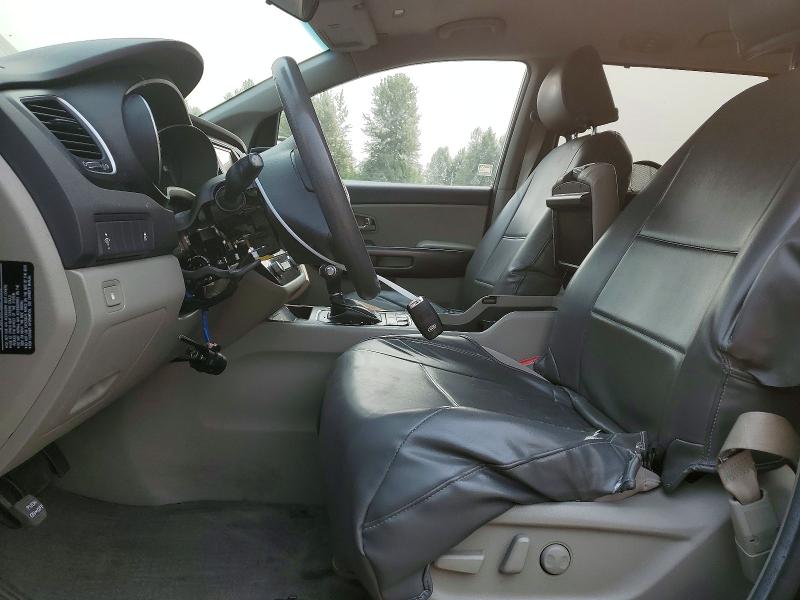 60062856 :رقم المزاد ، KNDMB5C14F6036793 vin ، 2015 Kia Sedona مزاد بيع