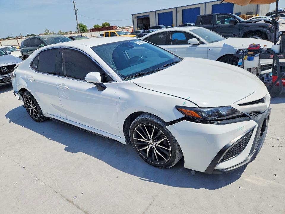2022 Toyota Camry მანქანა იყიდება აუქციონზე, vin: 4T1G11AK5NU671483, აუქციონის ნომერი: 59665576