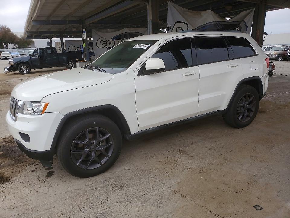 63725226 :رقم المزاد ، 1J4RR4GG8BC640315 vin ، 2011 Jeep Grand Cherokee مزاد بيع