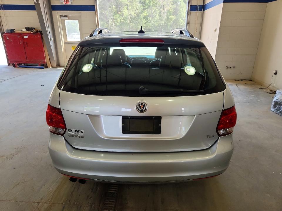 64535346 :رقم المزاد ، 3VWPL7AJ4DM693743 vin ، 2013 Volkswagen Jetta مزاد بيع