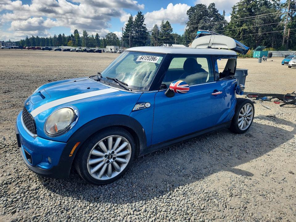 64125396 :رقم المزاد ، WMWSV3C53BTY22650 vin ، 2011 Mini Cooper مزاد بيع