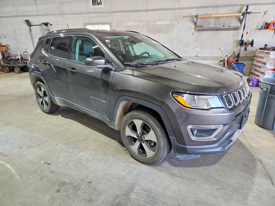 65449626 :رقم المزاد ، 3C4NJDCB6LT185427 vin ، 2020 Jeep Compass مزاد بيع