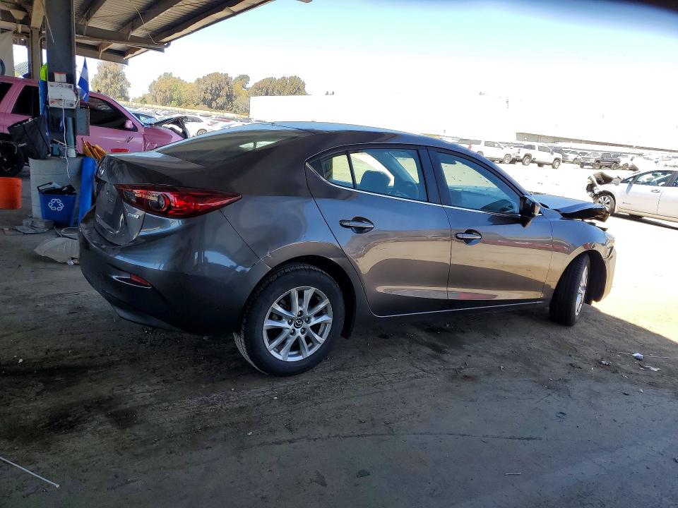 Aukcja sprzedaży 2018 Mazda 3, vin: 3MZBN1U76JM189837, numer aukcji: 62128086