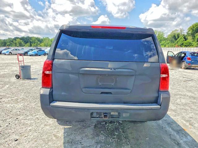 63685756 :رقم المزاد ، 1GNSKHKC6LR307320 vin ، 2020 Chevrolet Suburban مزاد بيع