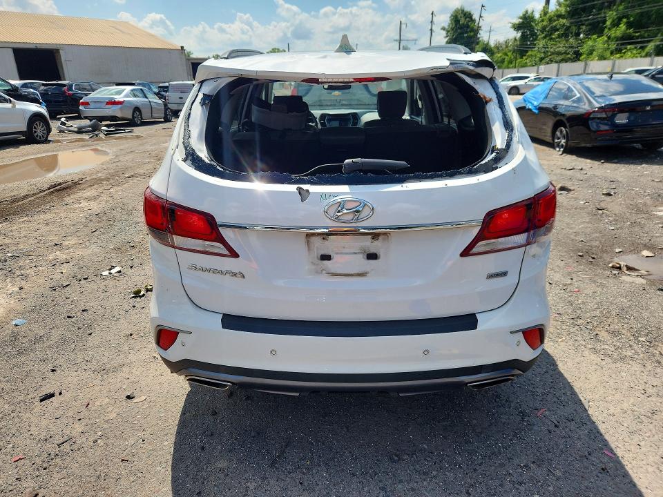 2017 Hyundai Santa Fe მანქანა იყიდება აუქციონზე, vin: KM8SR4HF4HU229649, აუქციონის ნომერი: 63171686