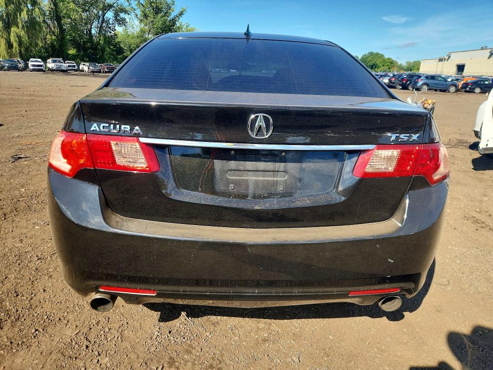 66044006 :رقم المزاد ، JH4CU2E6XBC008908 vin ، 2011 Acura Tsx مزاد بيع