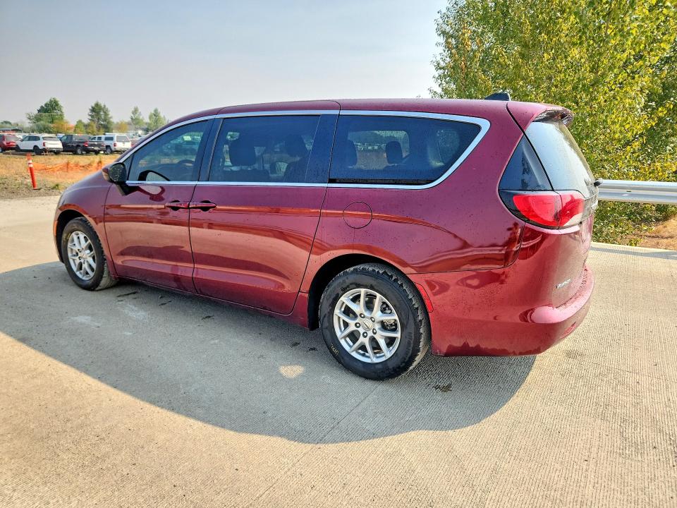 Продажа на аукционе авто 2022 Chrysler Voyager, vin: 2C4RC1CGXNR223124, номер лота: 65920546