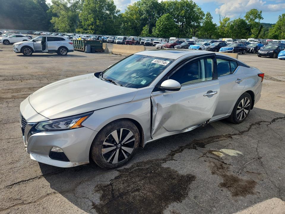 65657146 :رقم المزاد ، 1N4BL4DVXNN405506 vin ، 2022 Nissan Altima مزاد بيع