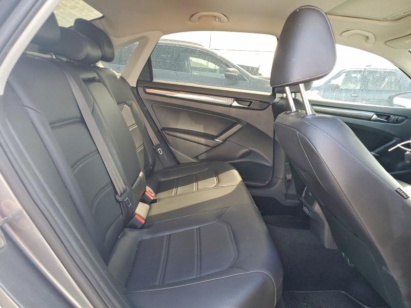 67193526 :رقم المزاد ، 1VWMA7A38LC017550 vin ، 2020 Volkswagen Passat مزاد بيع
