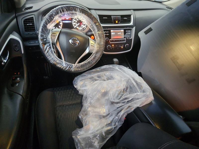 Продажа на аукционе авто 2017 Nissan Altima, vin: 1N4AL3AP2HC141872, номер лота: 63444766