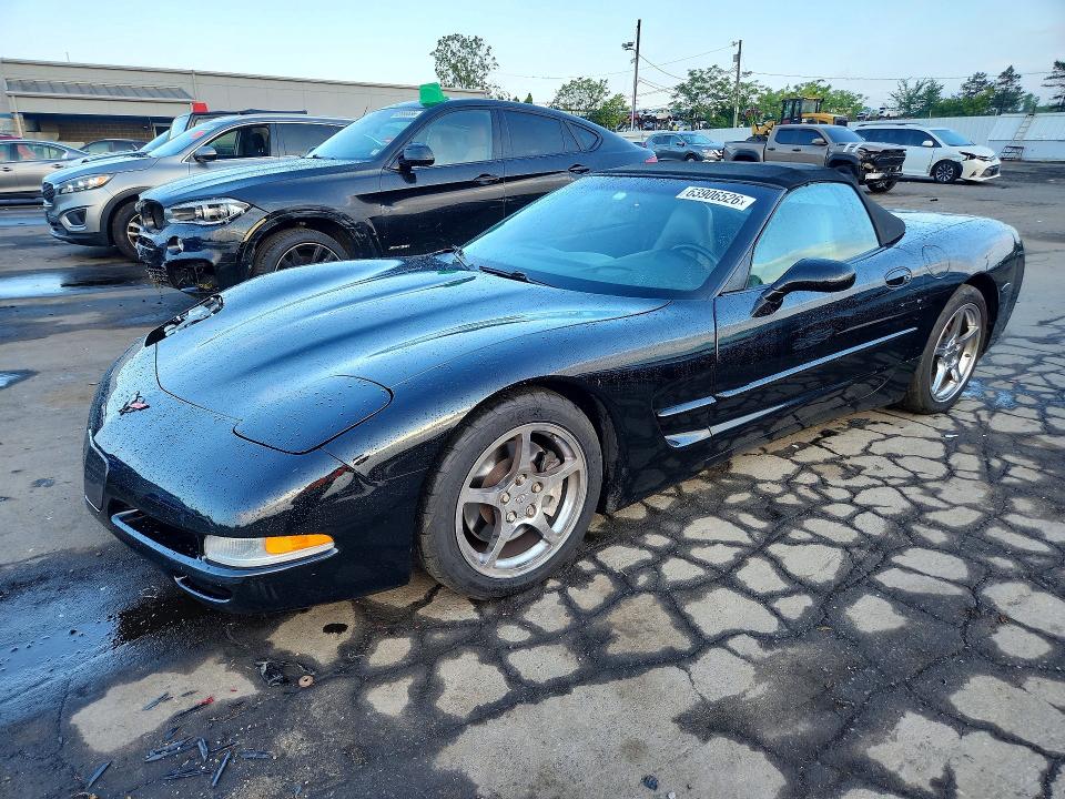 63906526 :رقم المزاد ، 1G1YY32G315104048 vin ، 2001 Chevrolet Corvette مزاد بيع