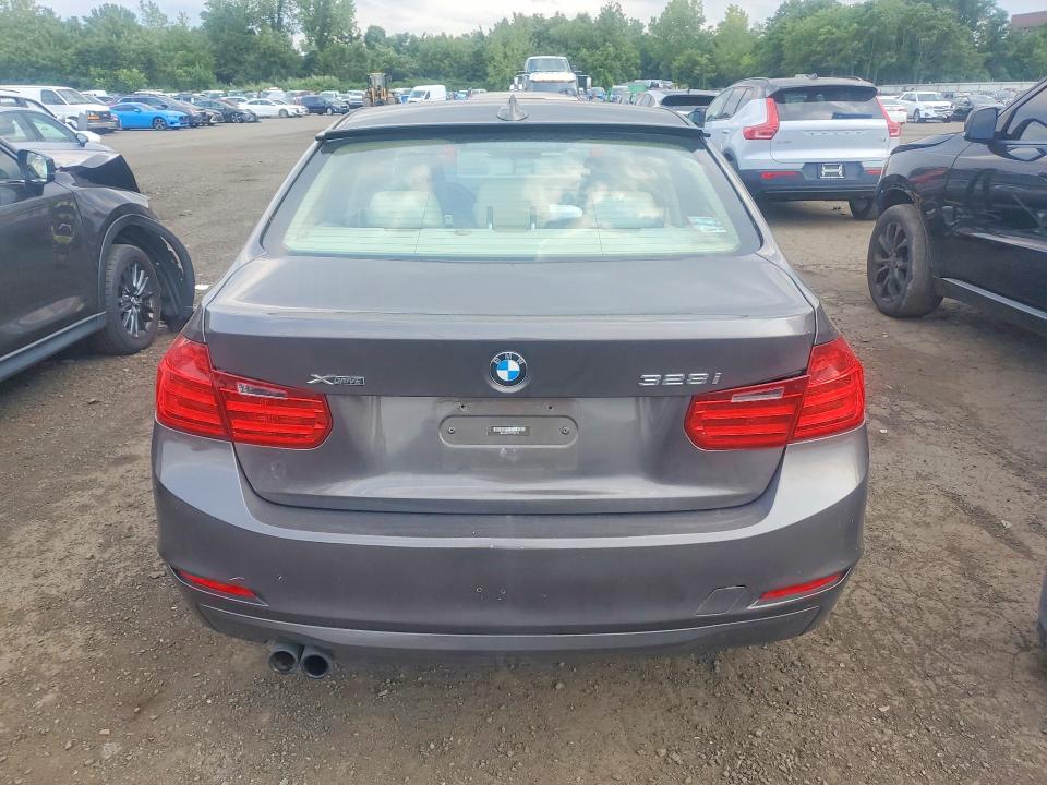 2013 Bmw 328 მანქანა იყიდება აუქციონზე, vin: WBA3B5C55DF594192, აუქციონის ნომერი: 64284086