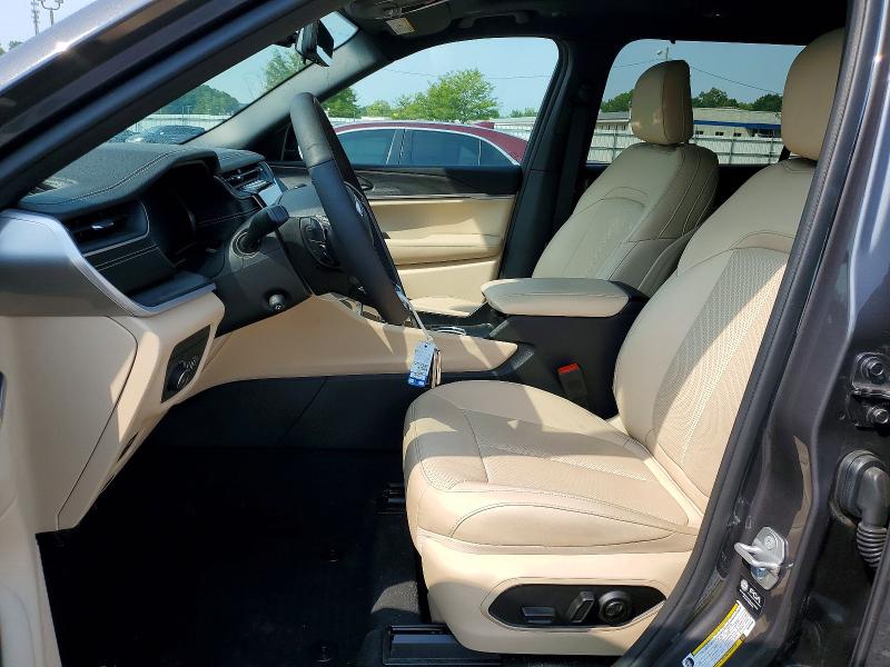64513956 :رقم المزاد ، 1C4RJKBG9S8653196 vin ، 2025 Jeep Grand Cherokee مزاد بيع