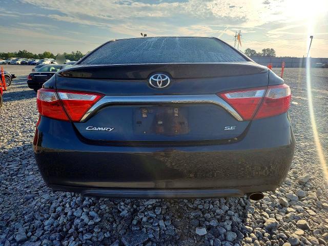 64714626 :رقم المزاد ، 4T1BF1FK4GU535417 vin ، 2016 Toyota Camry مزاد بيع