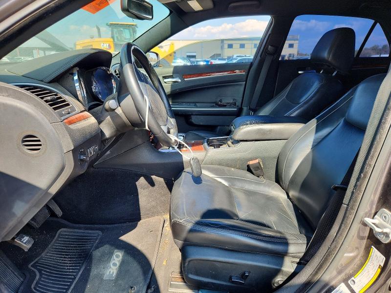 65950166 :رقم المزاد ، 2C3CCAAG1DH589264 vin ، 2013 Chrysler 300 مزاد بيع