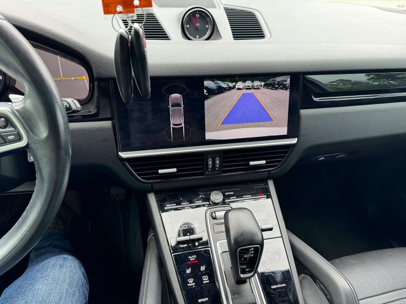 64147776 :رقم المزاد ، WP1AA2AY3KDA07262 vin ، 2019 Porsche Cayenne مزاد بيع