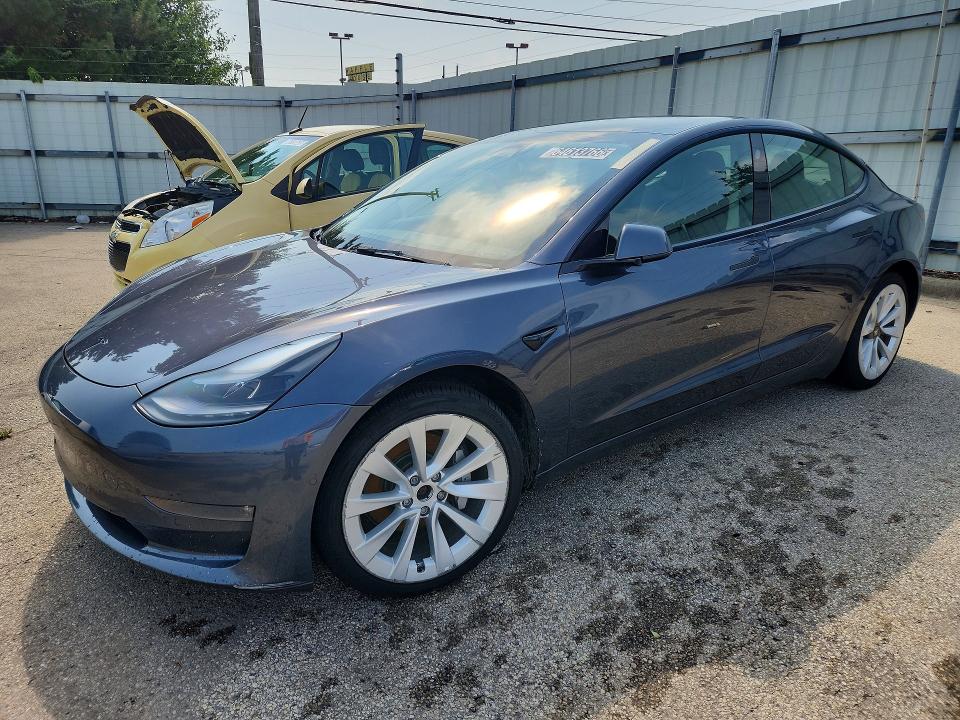 2022 Tesla Model 3 მანქანა იყიდება აუქციონზე, vin: 5YJ3E1EB4NF288967, აუქციონის ნომერი: 64613766