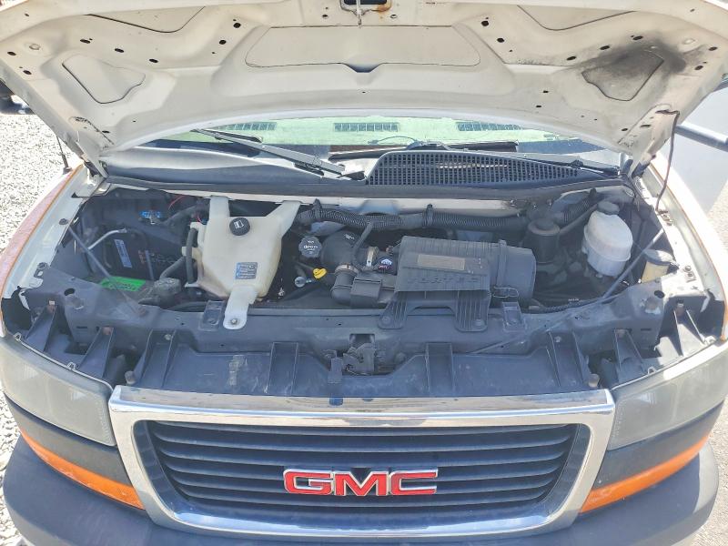 66074636 :رقم المزاد ، 1GD373CG3F1131442 vin ، 2015 Gmc Savana مزاد بيع