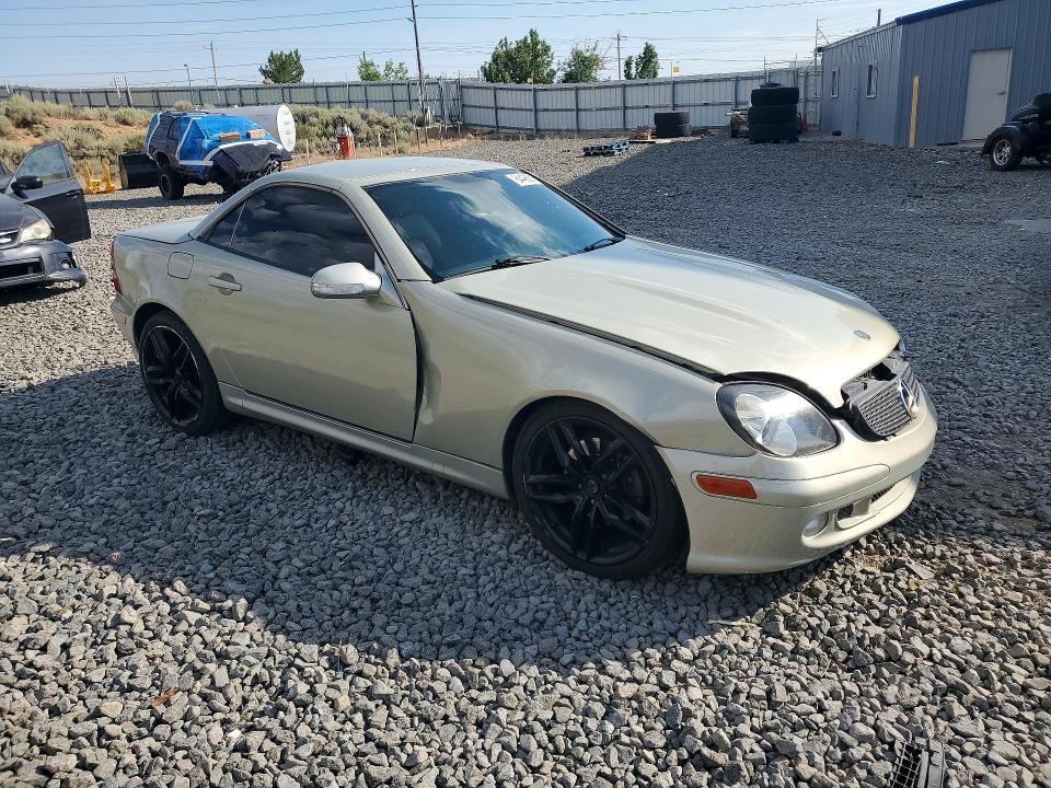 Aukcja sprzedaży 2002 Mercedes-benz Slk, vin: WDBKK65F42F266638, numer aukcji: 64496216
