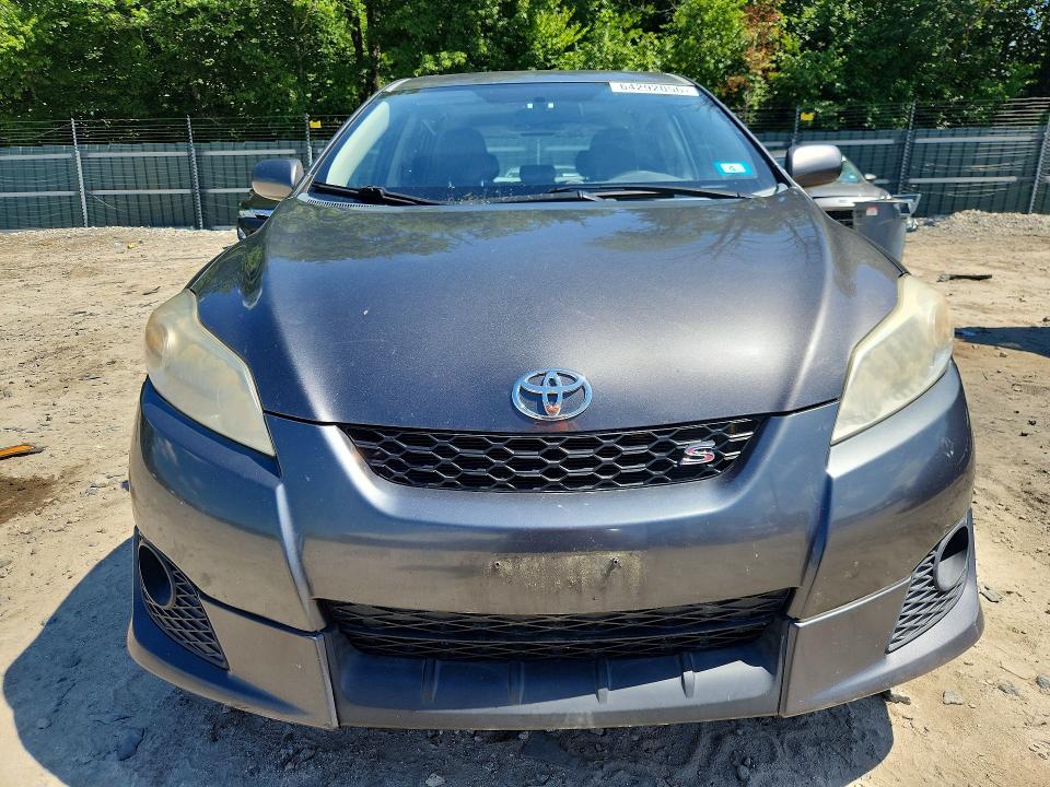 64292056 :رقم المزاد ، 2T1LE4EE1AC017052 vin ، 2010 Toyota Corolla Matrix مزاد بيع