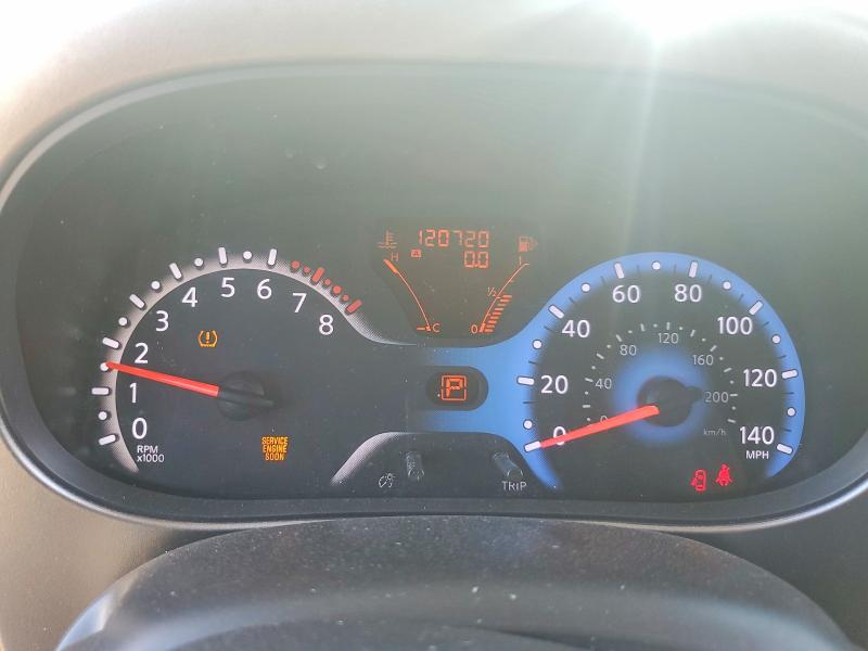 67159306 :رقم المزاد ، JN8AZ2KR1AT165433 vin ، 2010 Nissan Cube مزاد بيع