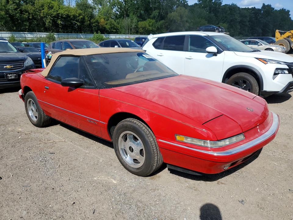 Продажа на аукционе авто 1990 Buick Reatta, vin: 1G4EC33C2LB905560, номер лота: 66242386