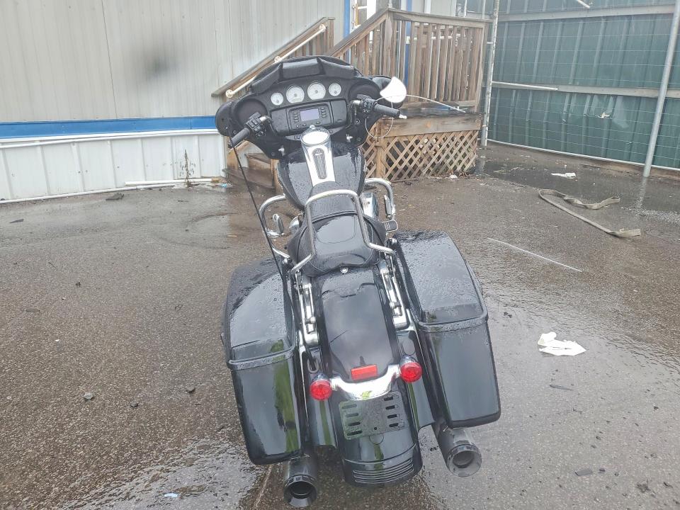 Продажа на аукционе авто 2017 Harley-davidson Flhx, vin: 1HD1KBC17HB639229, номер лота: 64427126