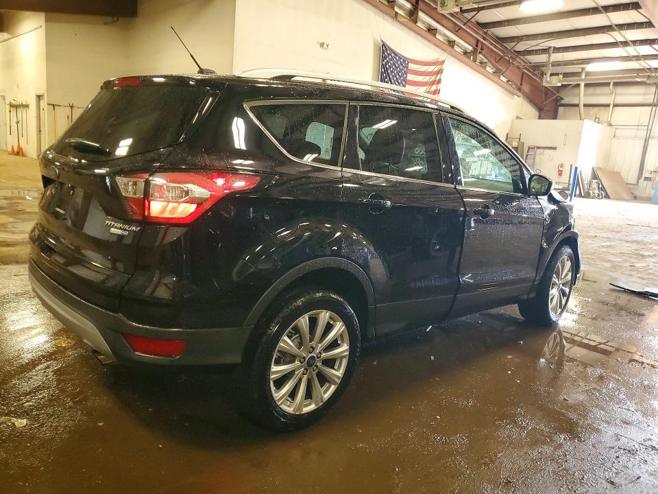 66179816 :رقم المزاد ، 1FMCU9J90HUE10252 vin ، 2017 Ford Escape مزاد بيع